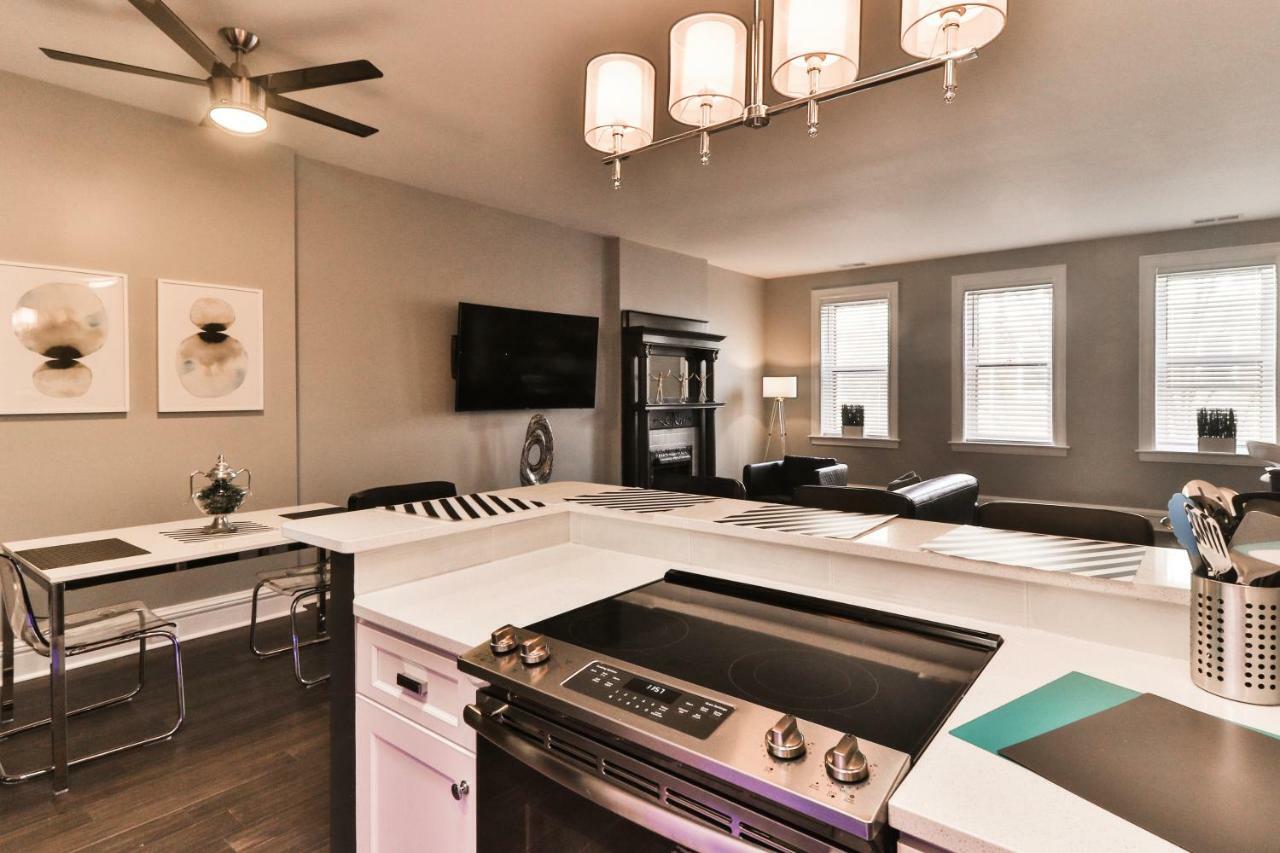 Luxury Apt W/ Spectrum Mood Lighting - Historic Cherokee Street Antique Row Maryland Heights Buitenkant foto