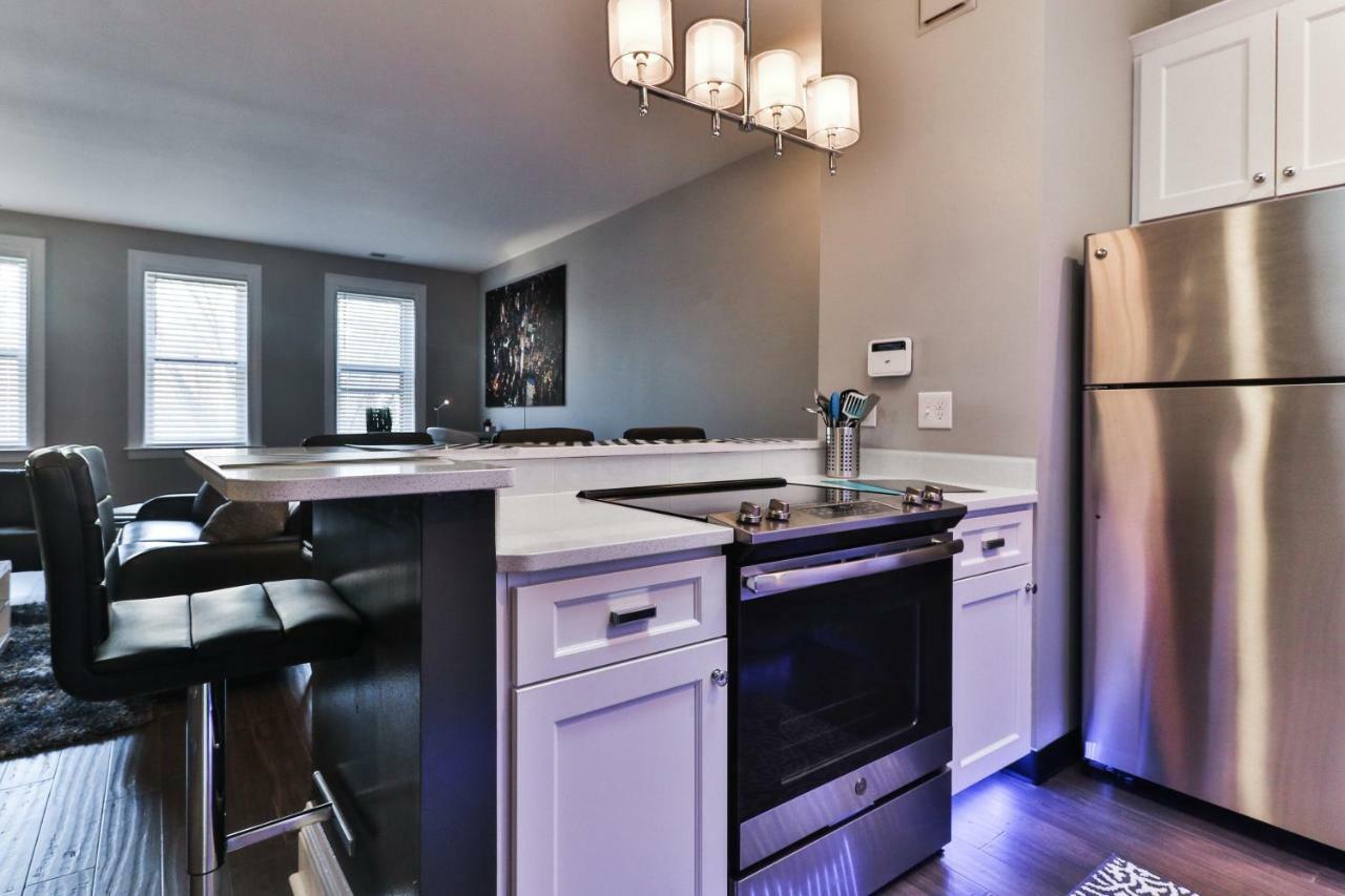 Luxury Apt W/ Spectrum Mood Lighting - Historic Cherokee Street Antique Row Maryland Heights Buitenkant foto